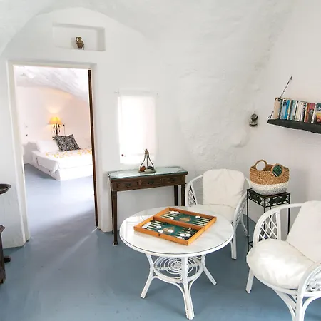 Alexander's Aparthotel Oia